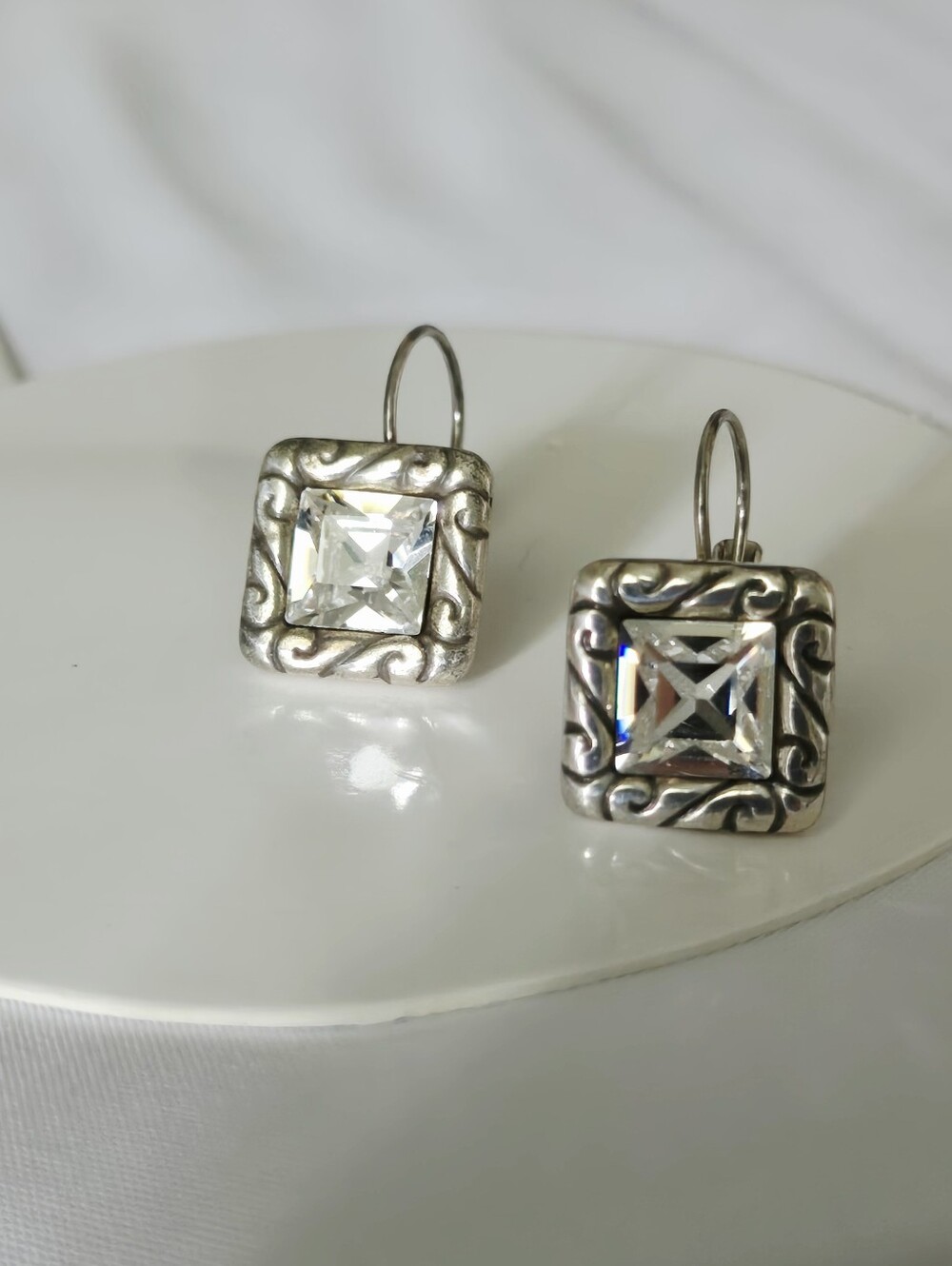 Vintage Silver-Tone Square Crystal  Earrings - Clear